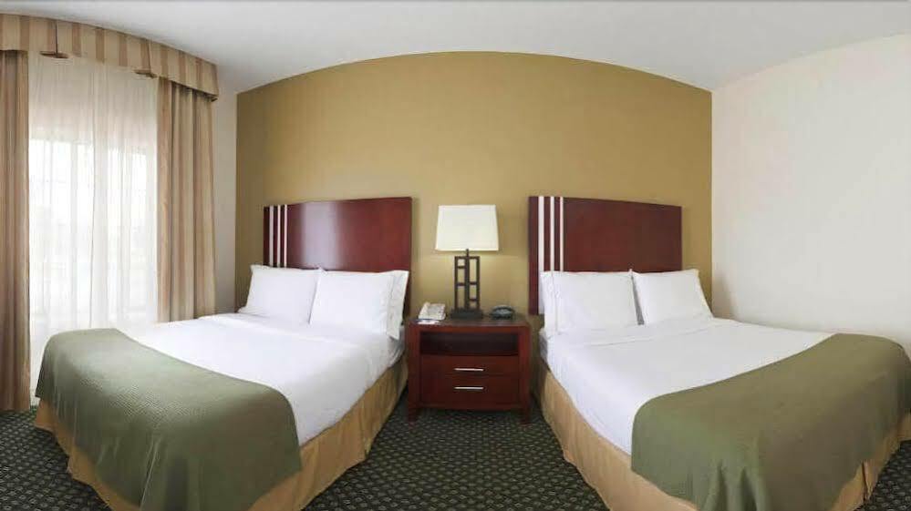 Holiday Inn Express & Suites Indianapolis - East By Ihg Dış mekan fotoğraf